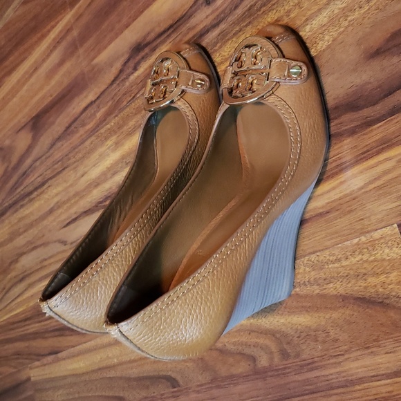 Tory Burch Peep Toe Wedge - Picture 4 of 8